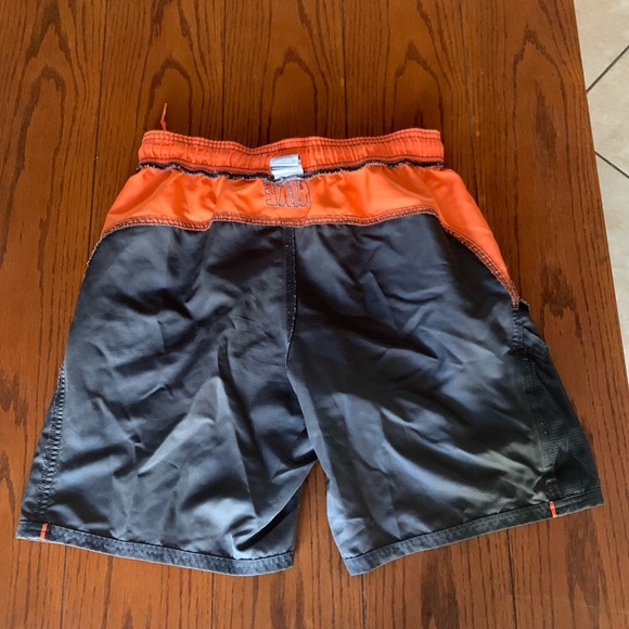 Nike shorts - Picture 8 of 9